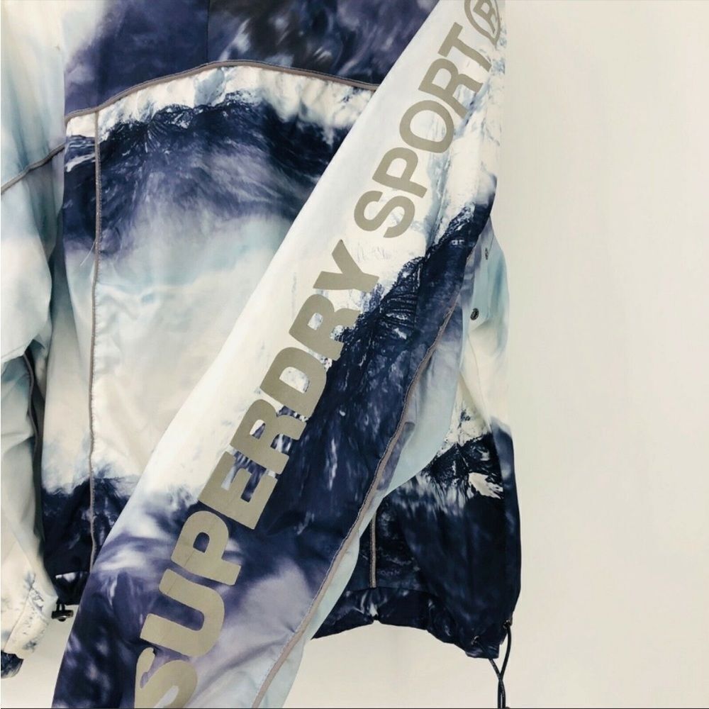 Superdry Women's Running Zip Up Jacket - image 5